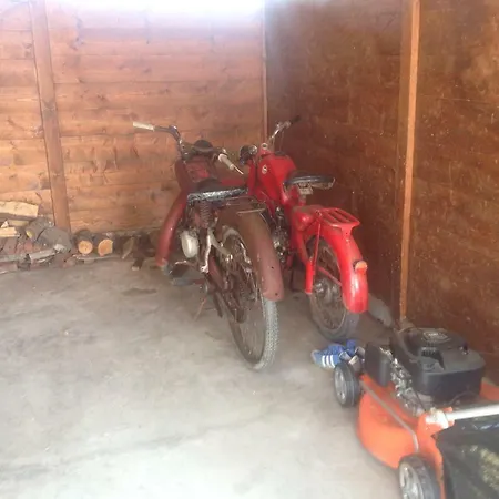 לינה וארוחת בוקר Lattemiele